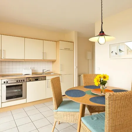 Haus Sarah 3 Am Lorenweg 10 * Göhren-Lebbin